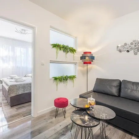 Porta Aurea Di Spalato, Luxury